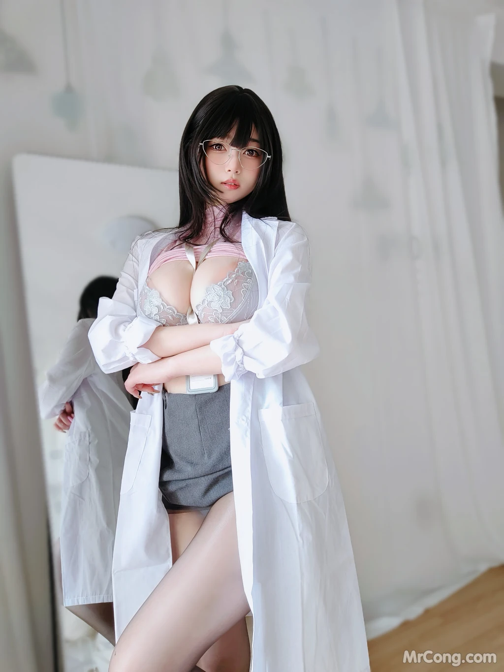 Coser女主K 保健医师 100 photos - 24