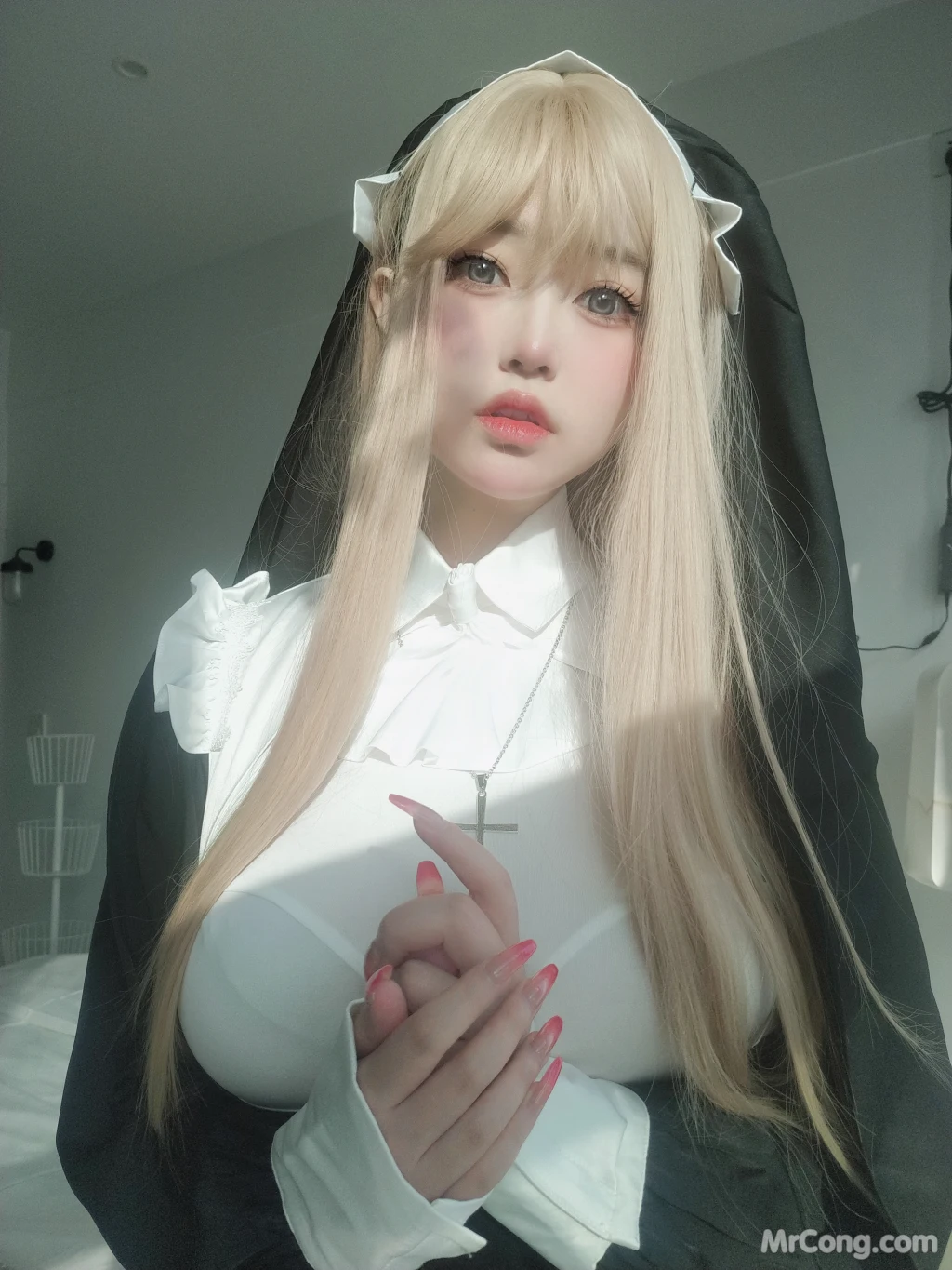 Coser女主K 修女 80 photos - 11