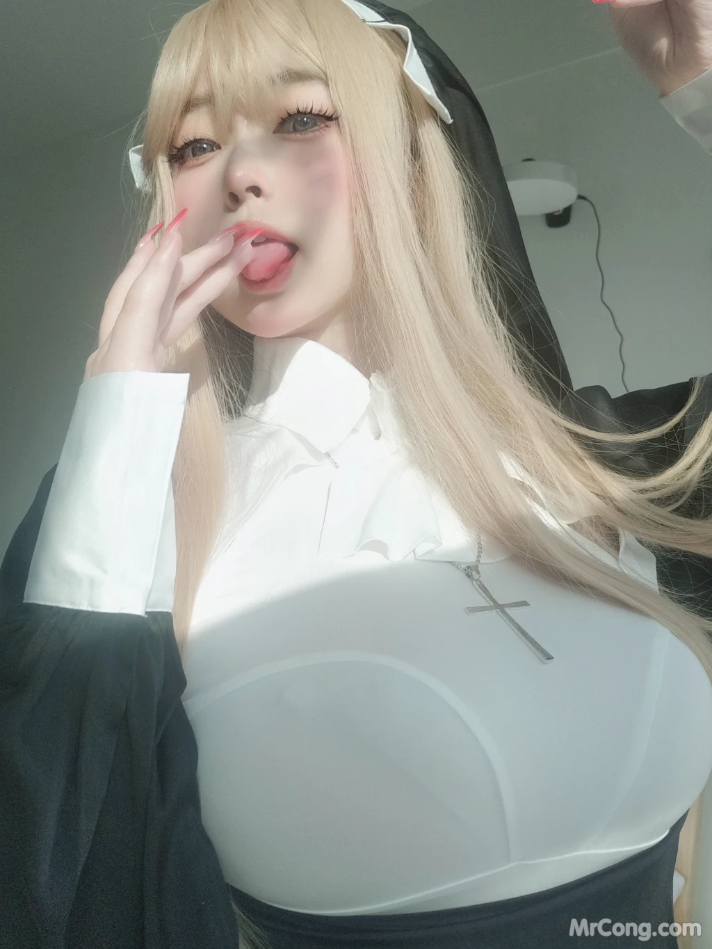 Coser女主K 修女 80 photos - 15