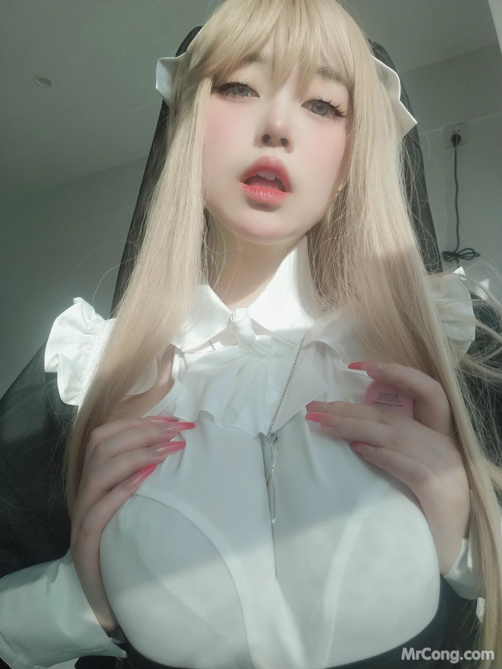 Coser女主K 修女 80 photos - 43