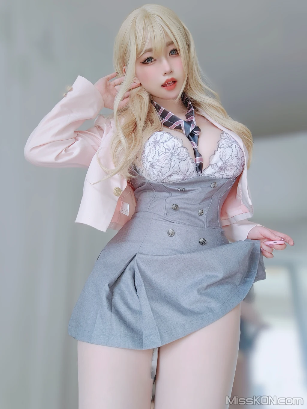 Coser女主K 催眠傲娇的前辈 78 photos - 28