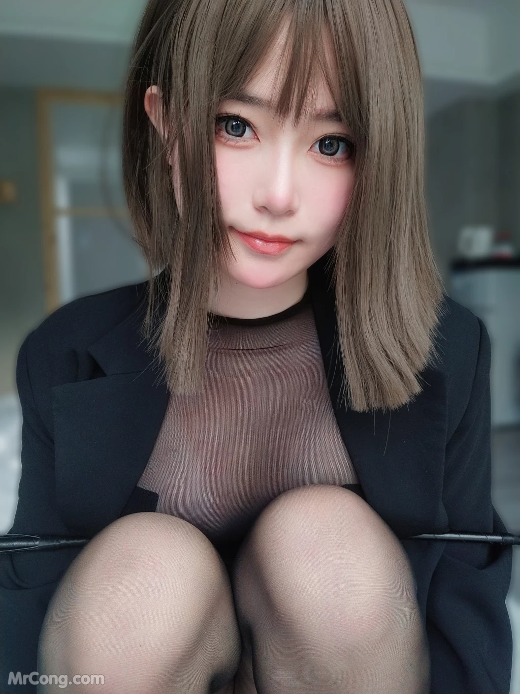 Coser女主K 大胆的秘书 107 photos - 102
