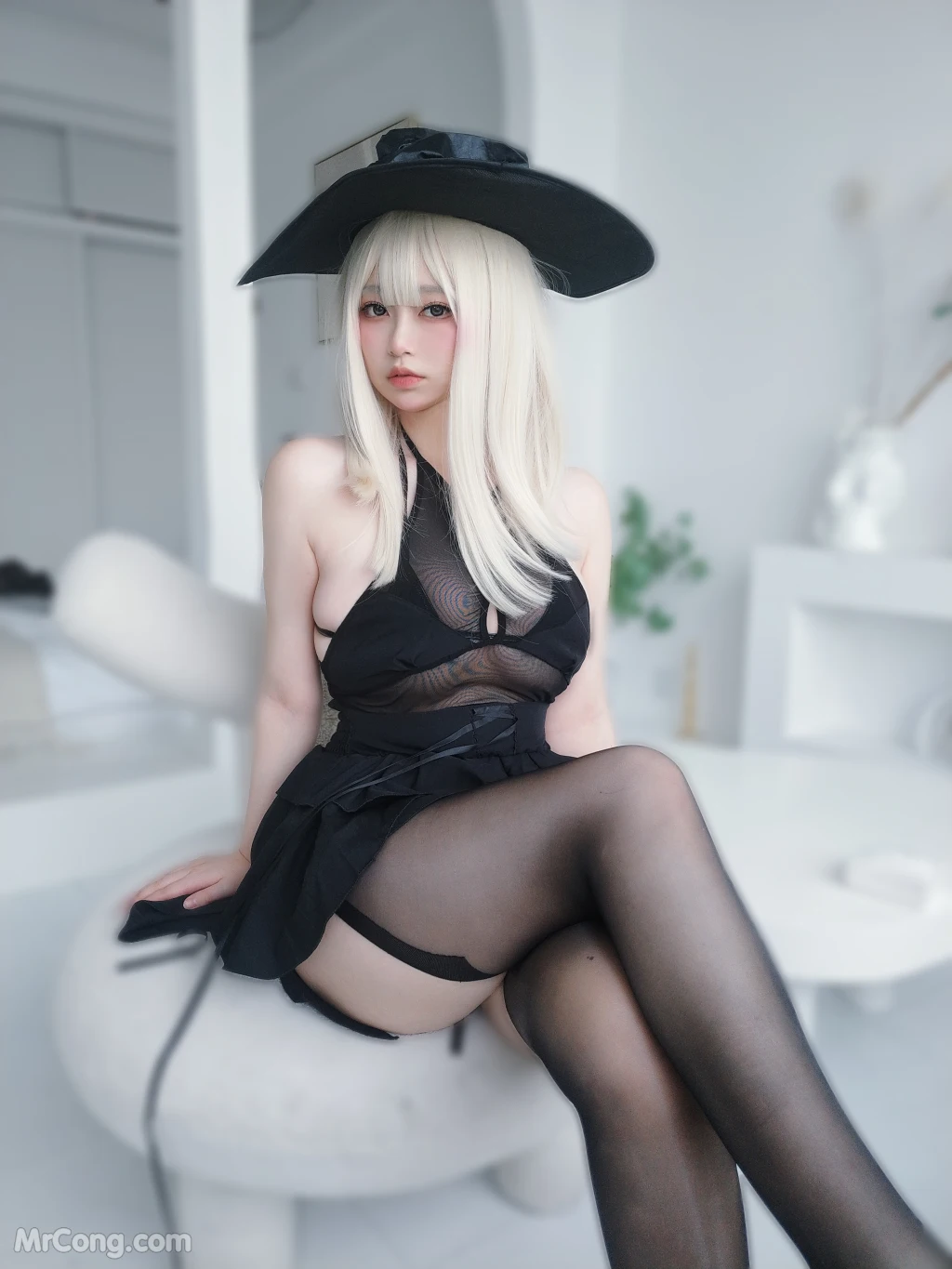 Coser女主K 女巫 20 photos - 9