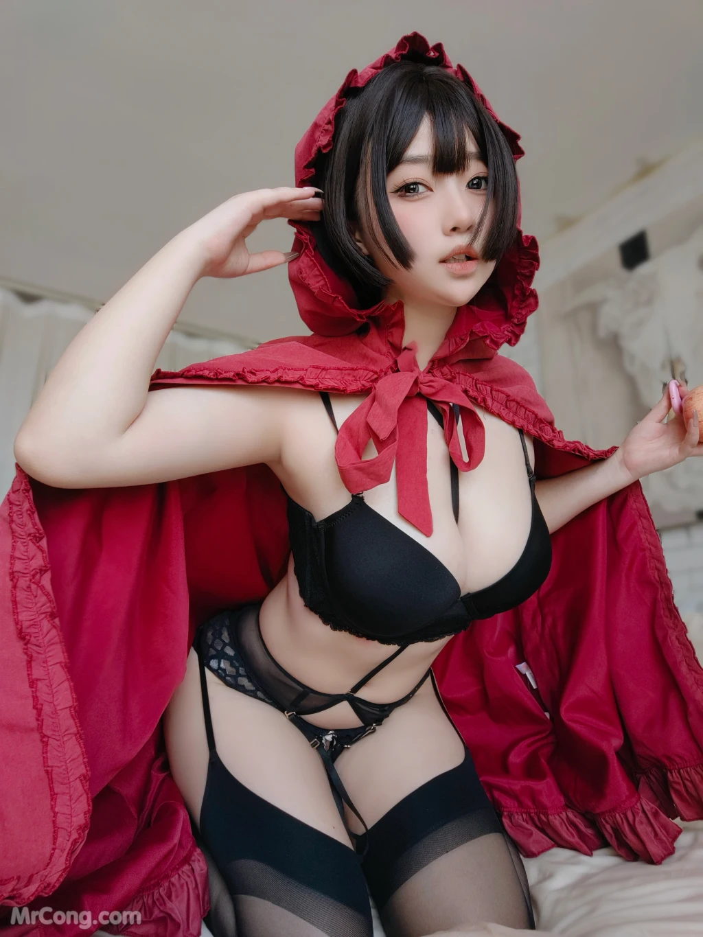 Coser女主K 小红帽和红苹果 86 photos - 71