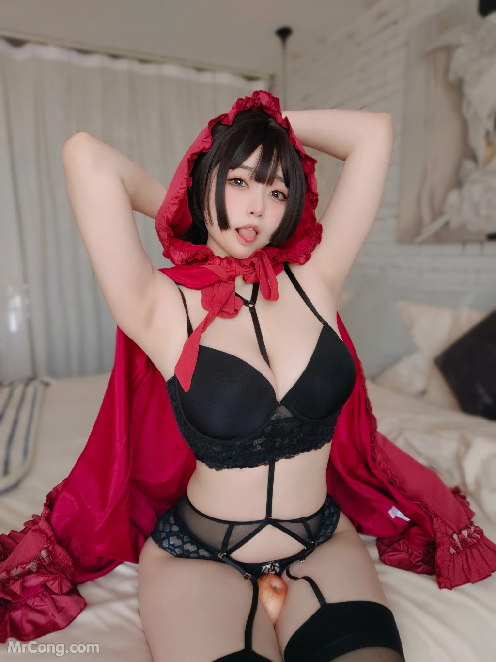 Coser女主K 小红帽和红苹果 86 photos - 78