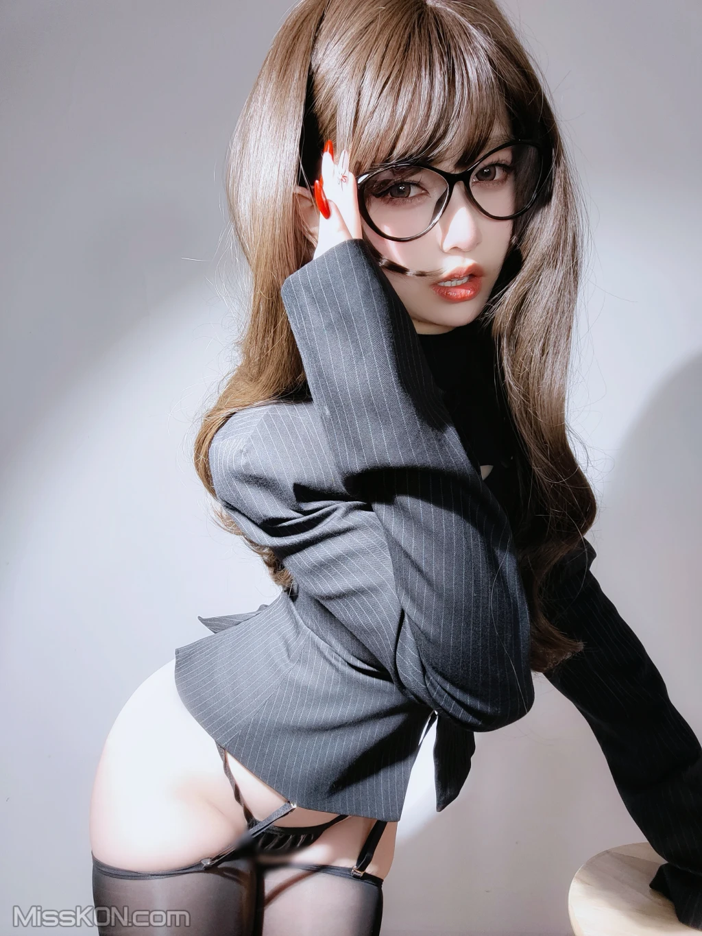 Coser女主K 秘书丝袜 93 photos - 17