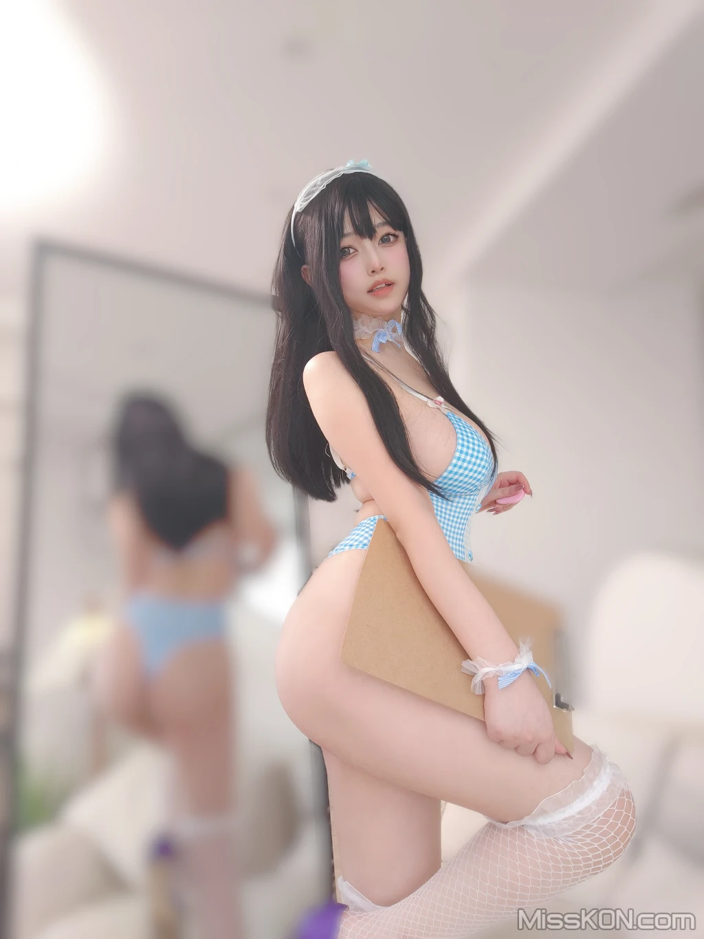 Coser女主K 蓝色泳装女仆 94 photos - 34