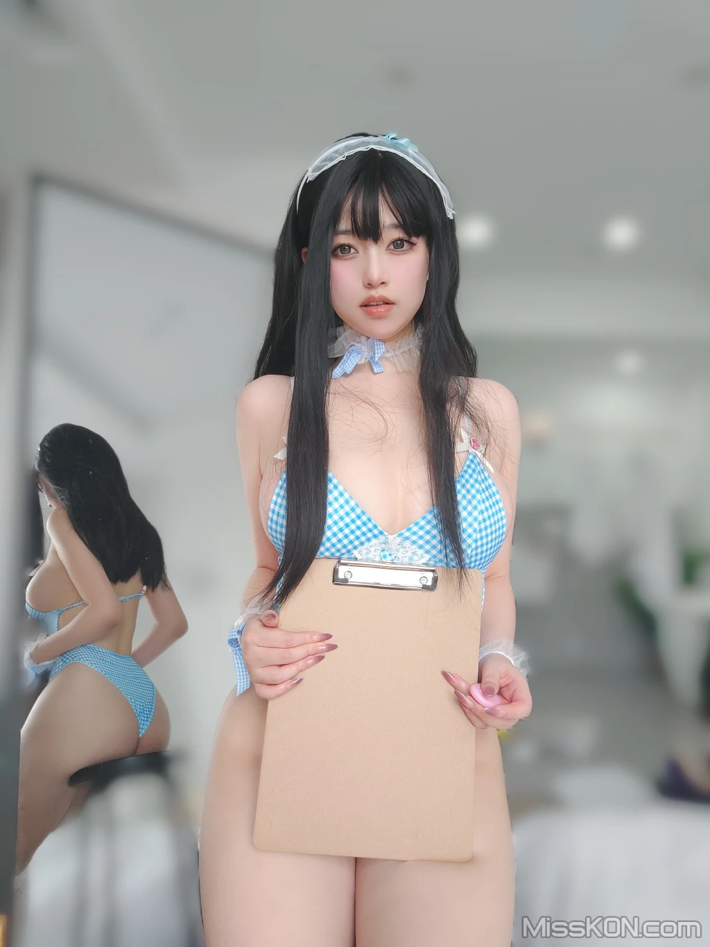 Coser女主K 蓝色泳装女仆 94 photos - 81