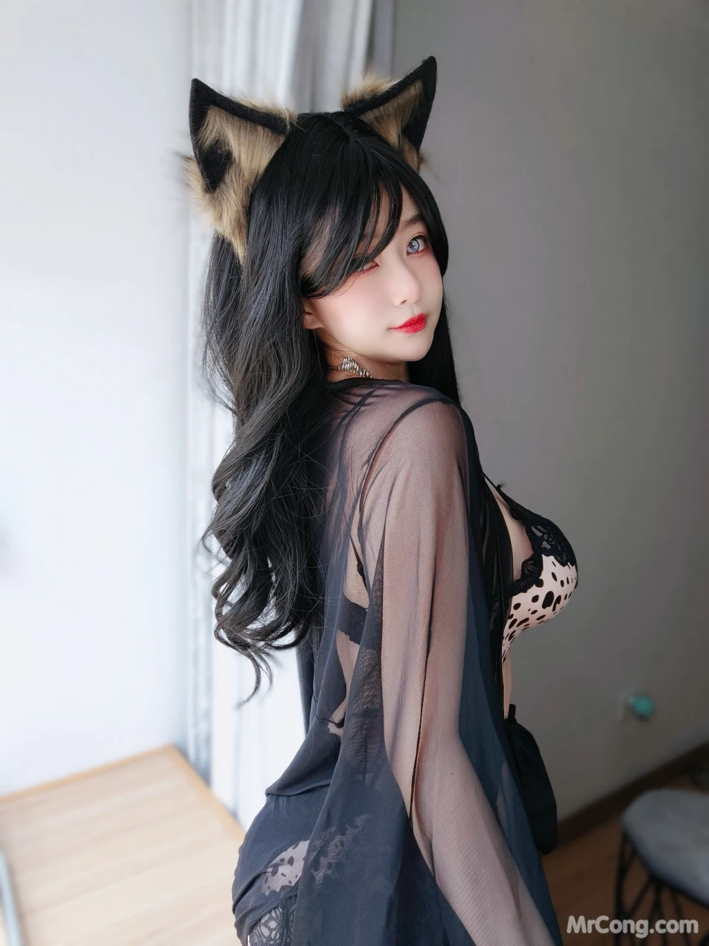 Coser女主K 豹纹内衣 100 photos - 31
