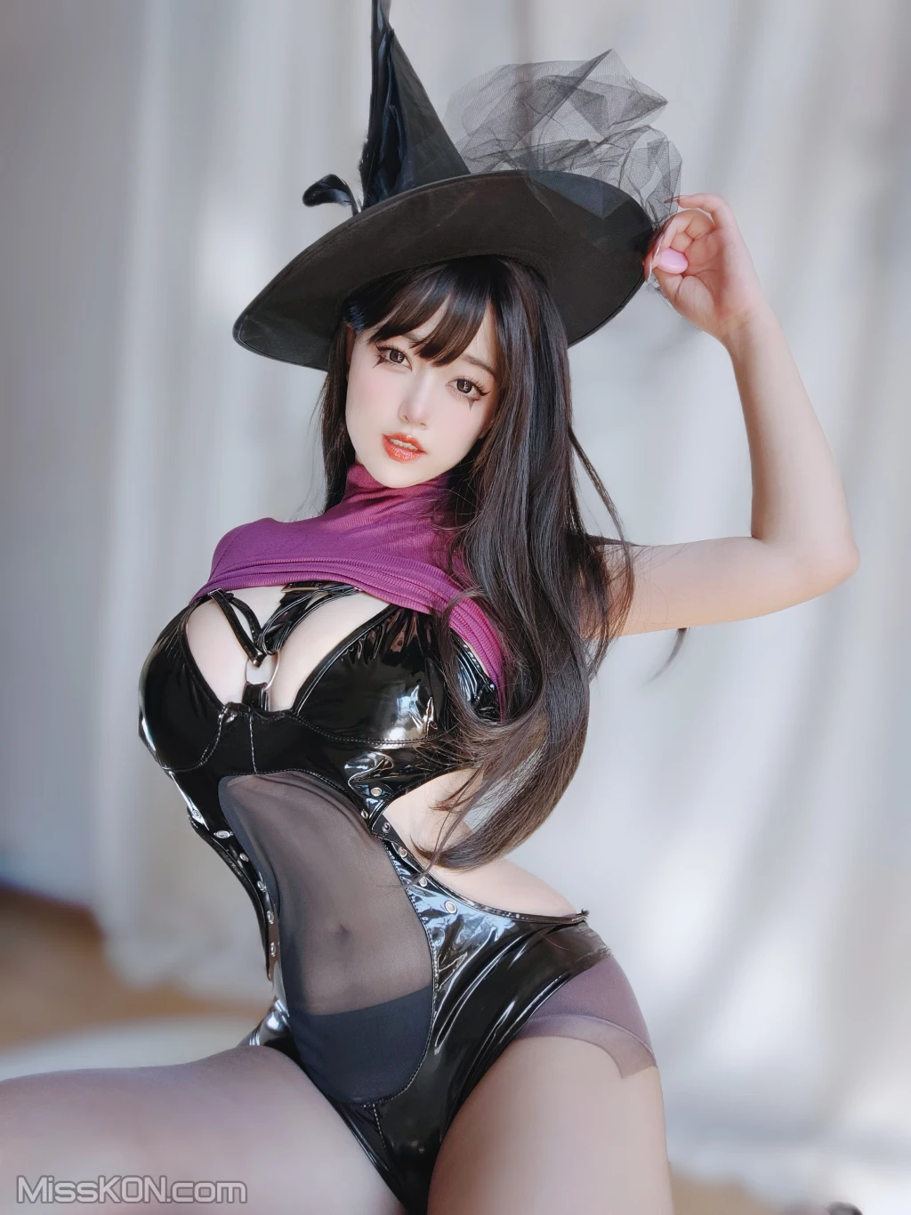 Coser女主K 魔女日常 92 photos - 10