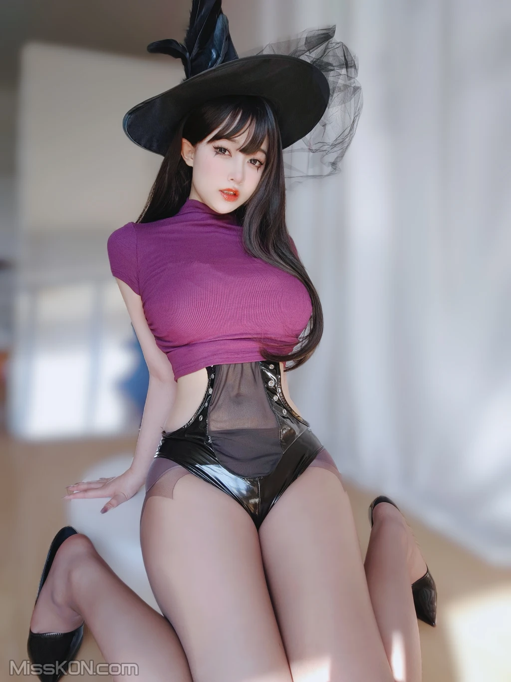 Coser女主K 魔女日常 92 photos - 34