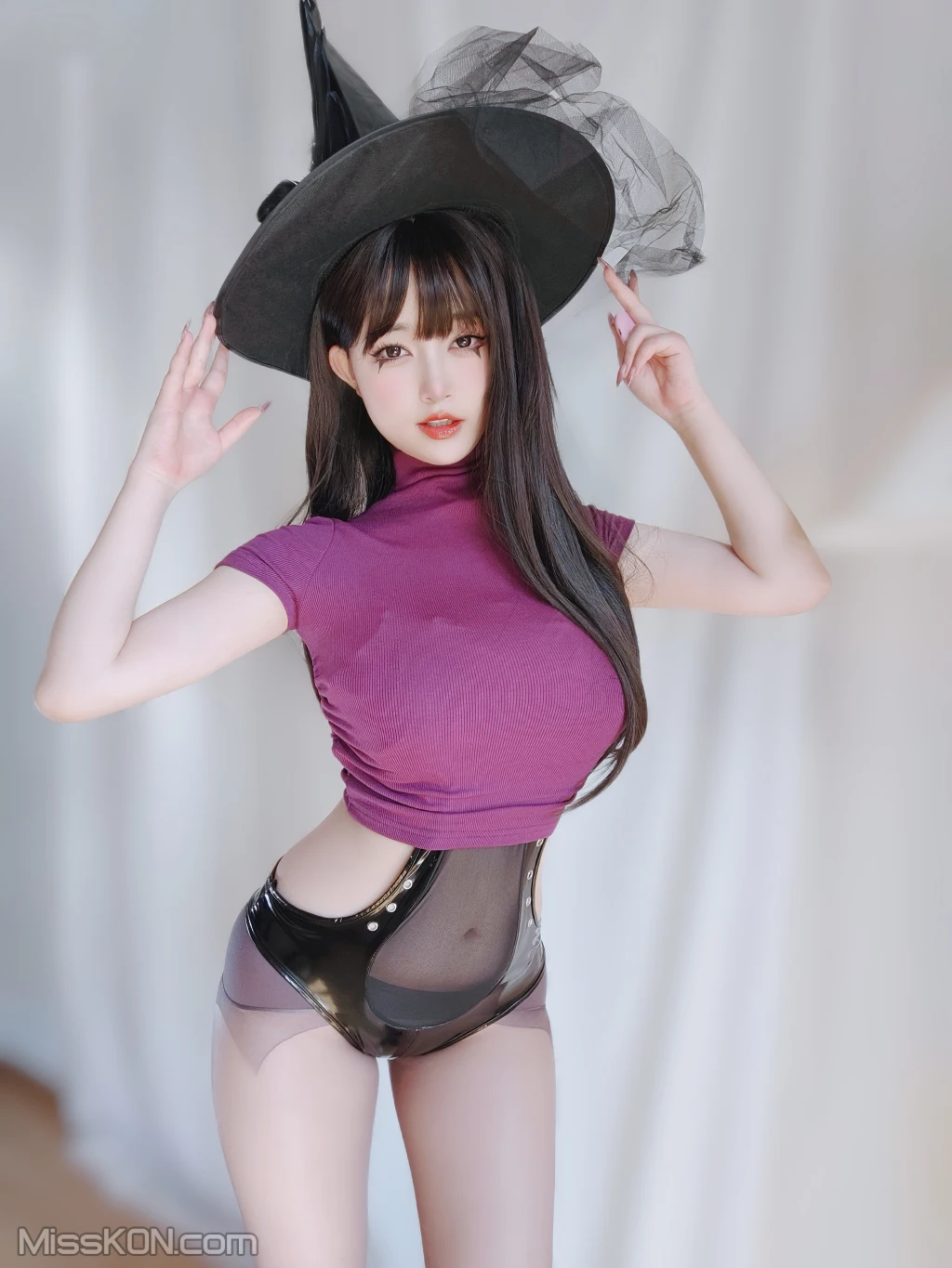 Coser女主K 魔女日常 92 photos - 44