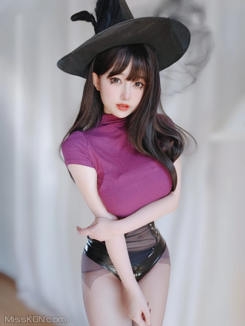 Coser女主K 魔女日常 92 photos - 48