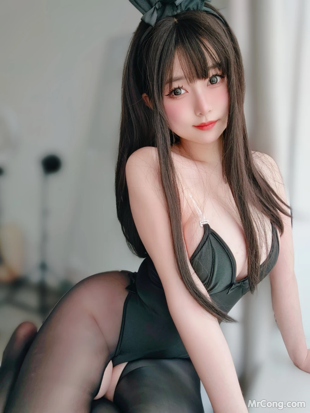 Coser女主K 黑丝兔女郎 102 photos - 54