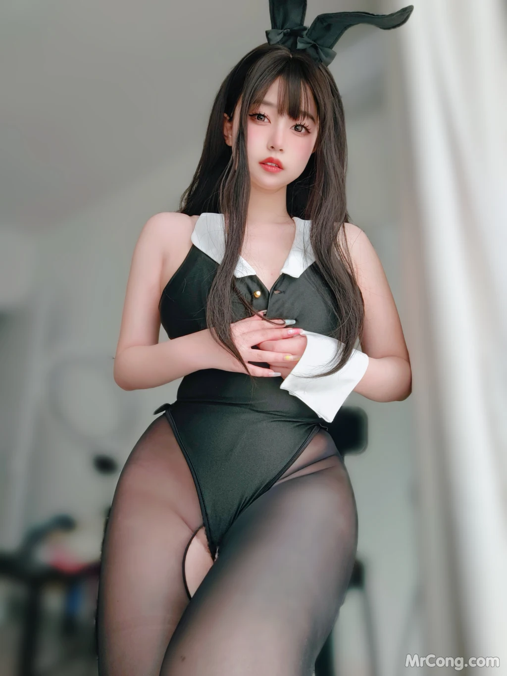 Coser女主K 黑丝兔女郎 102 photos - 93