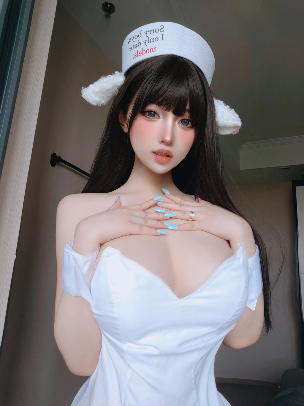 Coser女主K Fantia 2024年05月订阅 129 photos - 3