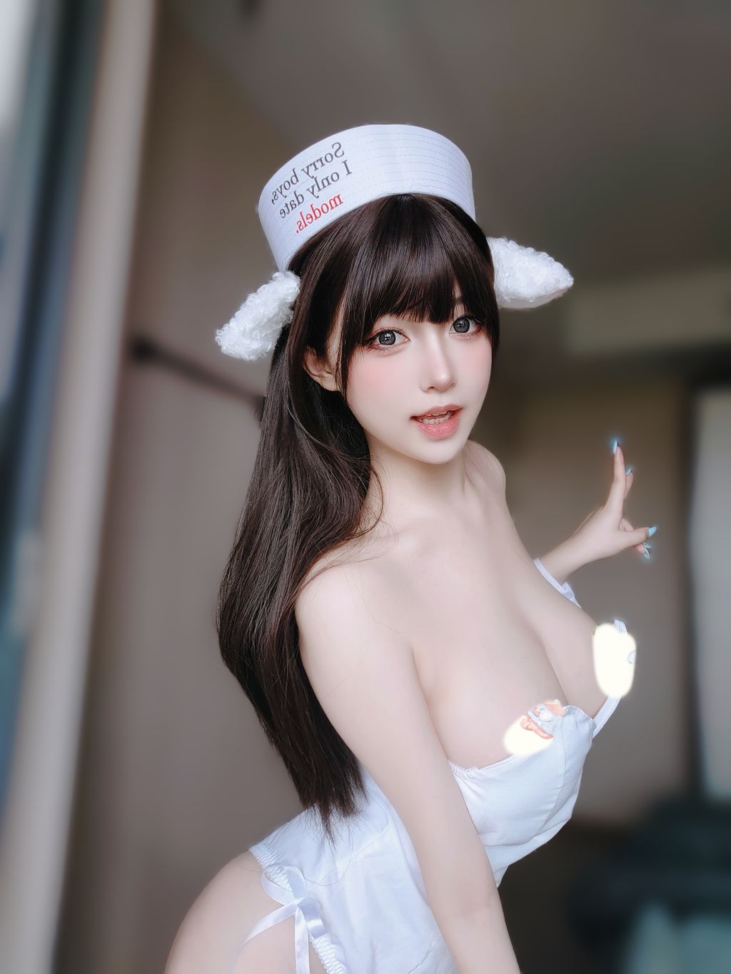 Coser女主K Fantia 2024年05月订阅 129 photos - 54