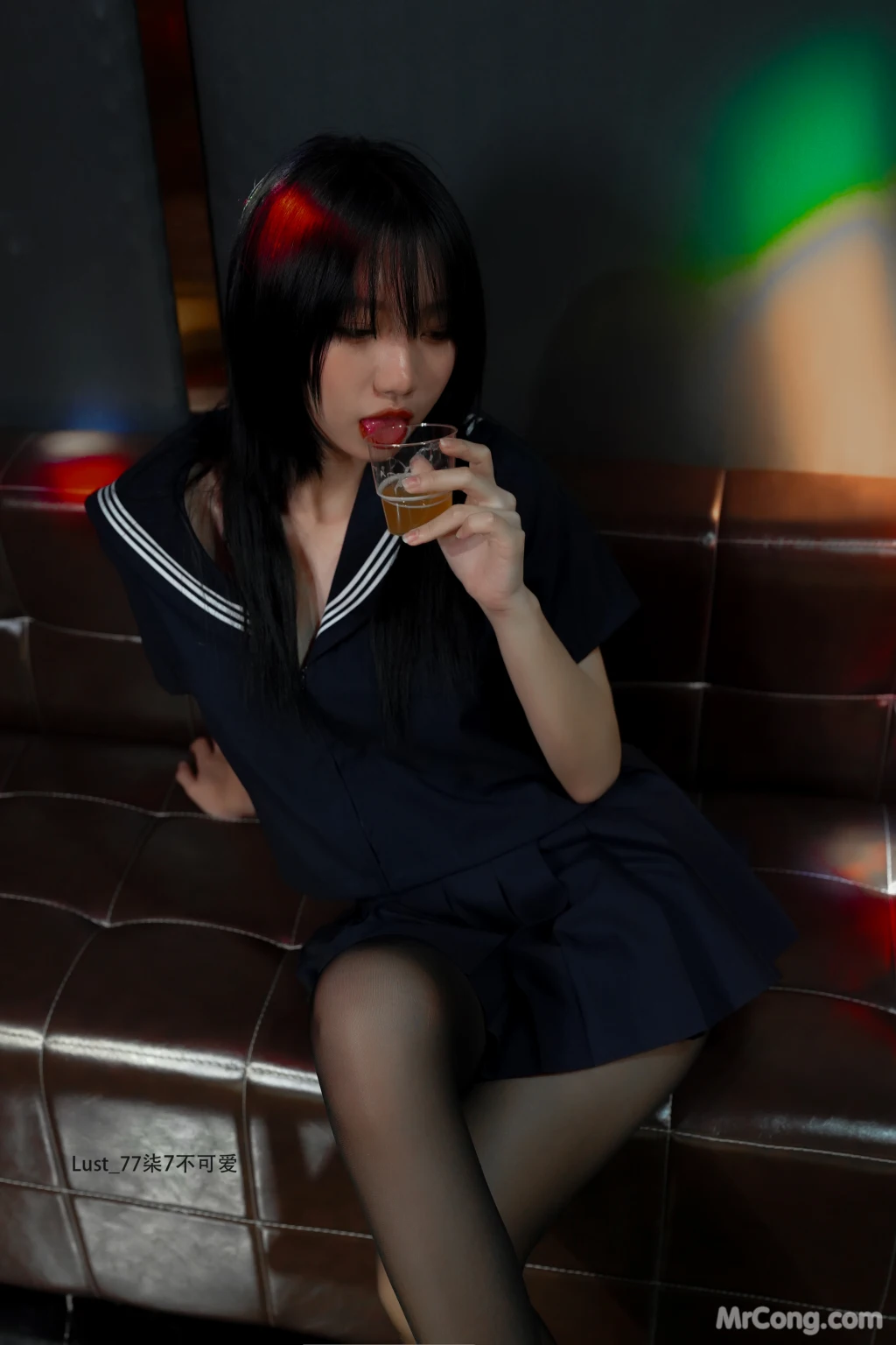 Coser柒柒要乖哦 反差JK少女 182 photos - 45