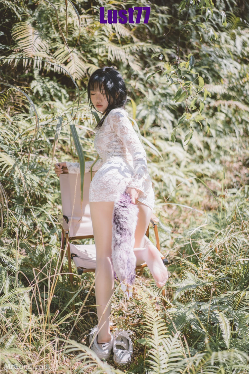 Coser柒柒要乖哦 夏树繁花 64 photos - 16