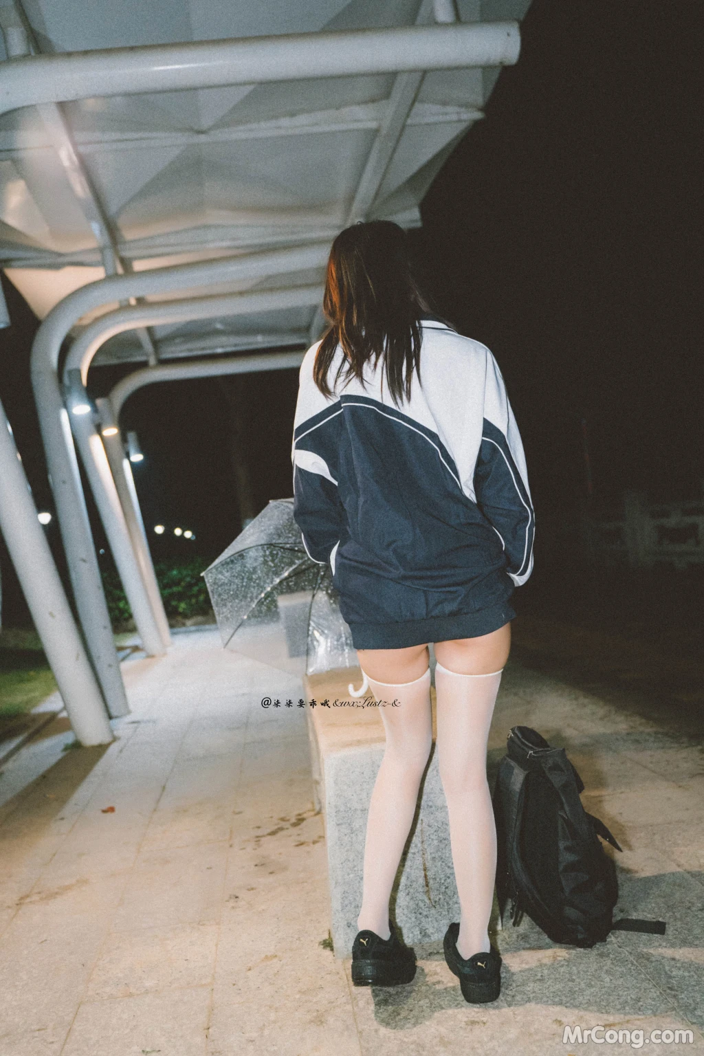 Coser柒柒要乖哦 校服 42 photos - 13