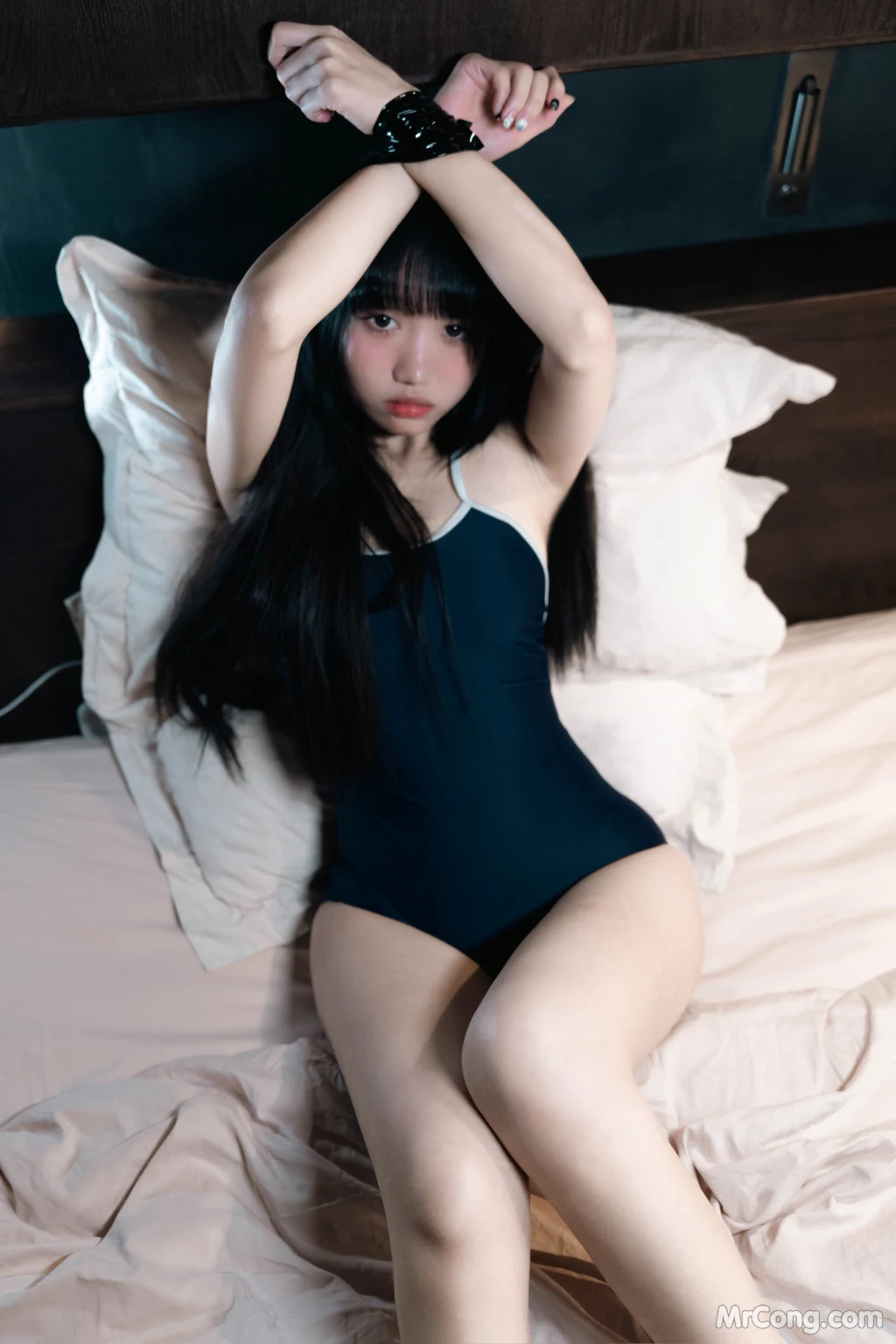 Coser柒柒要乖哦 白丝死库水 140 photos - 24