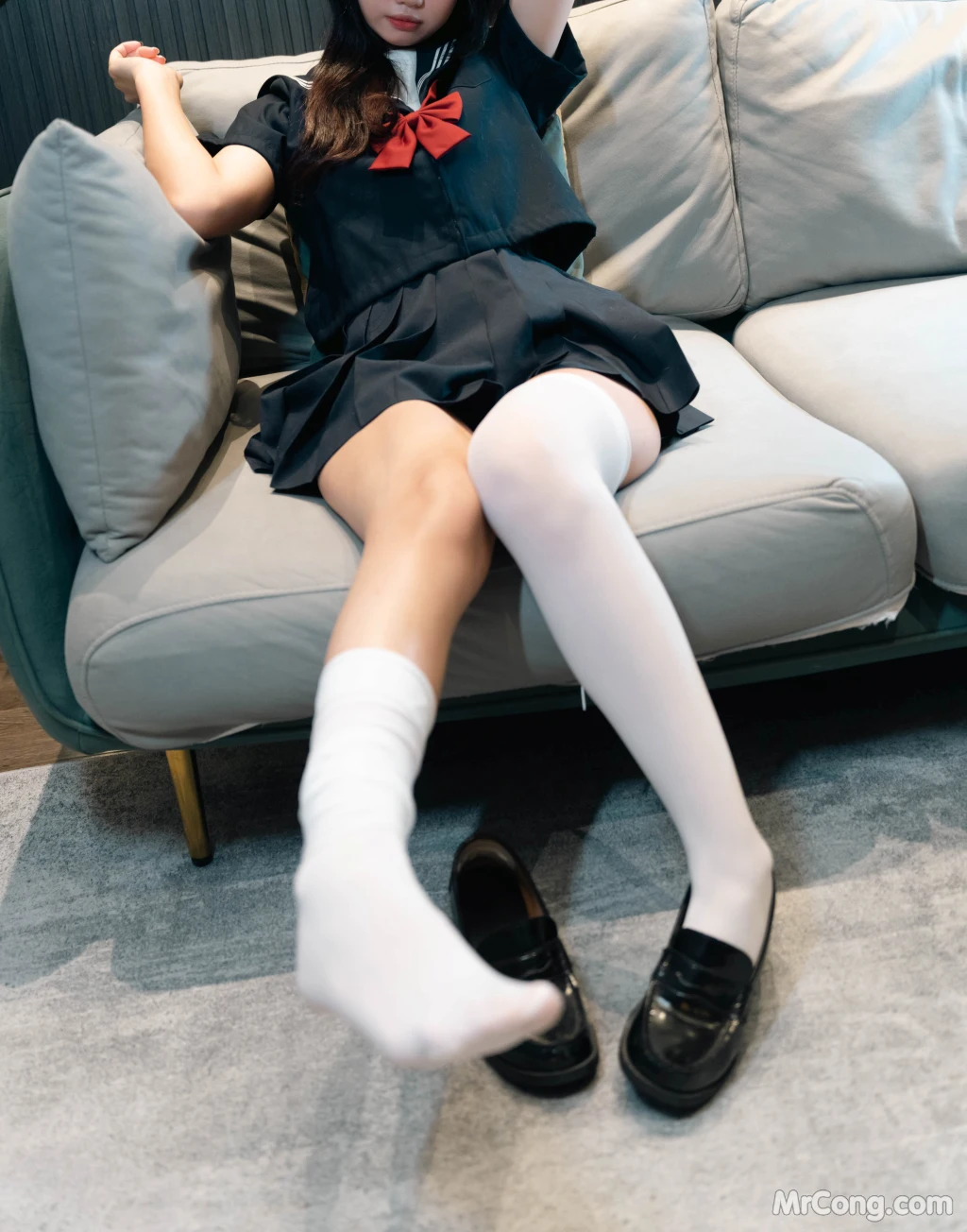 Coser柒柒要乖哦 白丝死库水 140 photos - 38