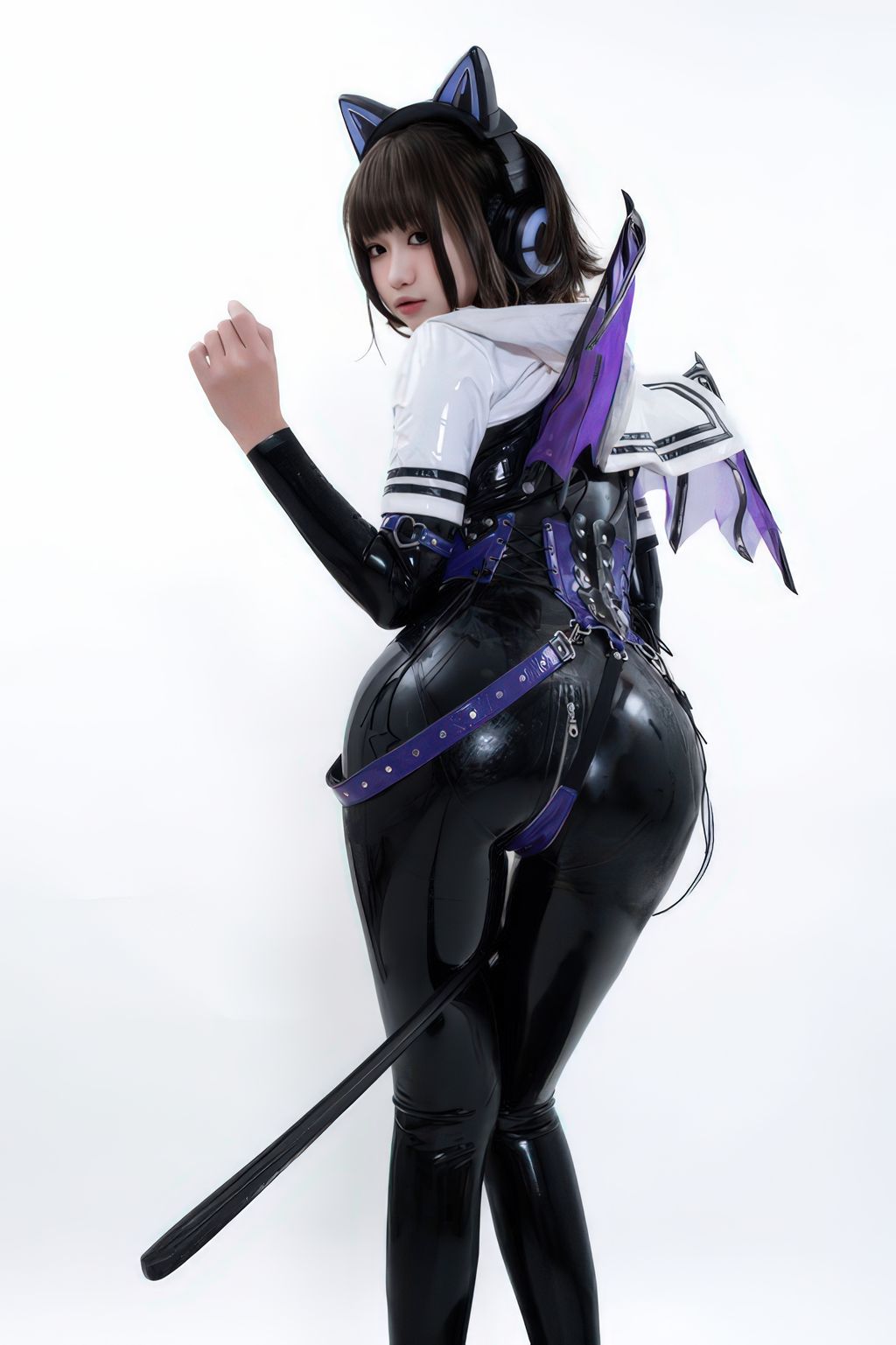 Coser柒柒要乖哦 白棚胶衣 78 photos - 67