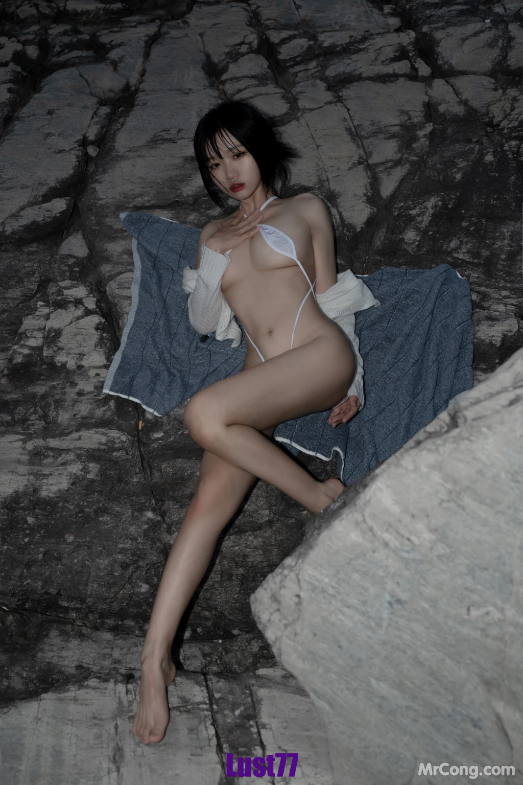 Coser柒柒要乖哦 礁石海岸 52 photos - 34