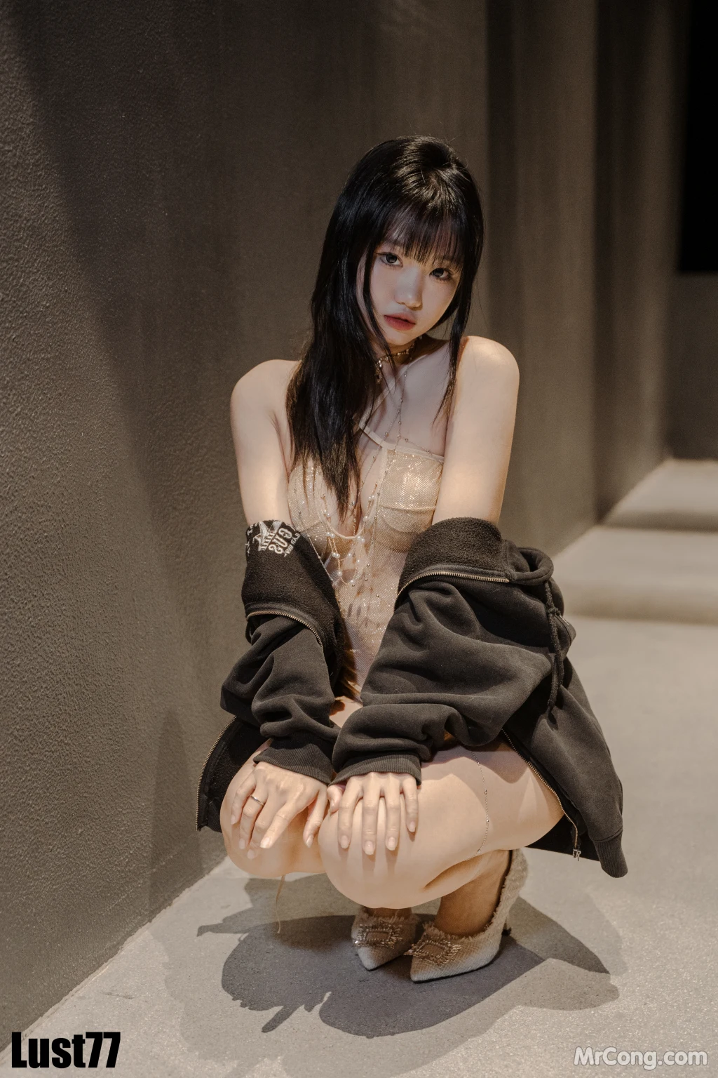 Coser柒柒要乖哦 纸醉金迷 90 photos - 12