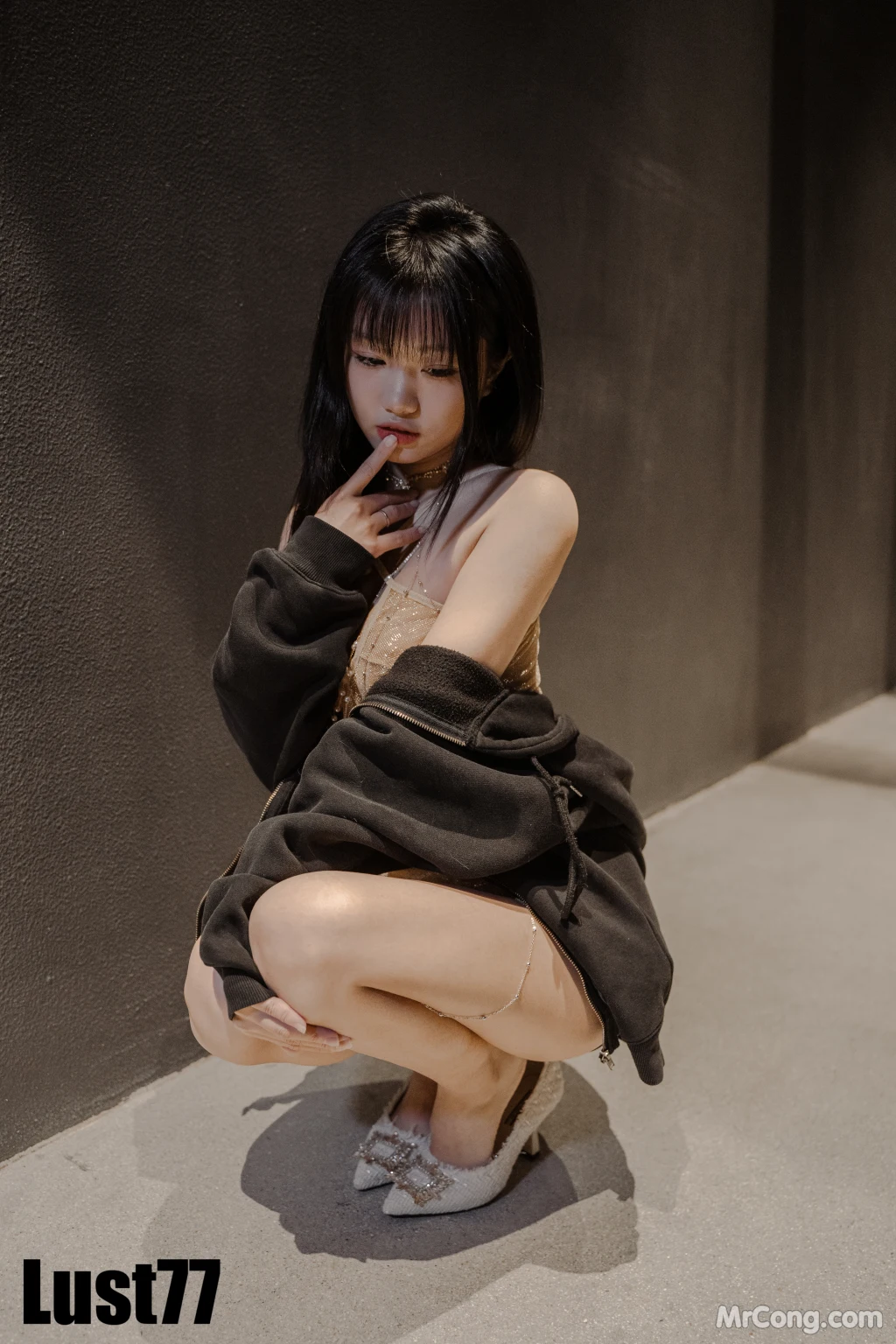 Coser柒柒要乖哦 纸醉金迷 90 photos - 19