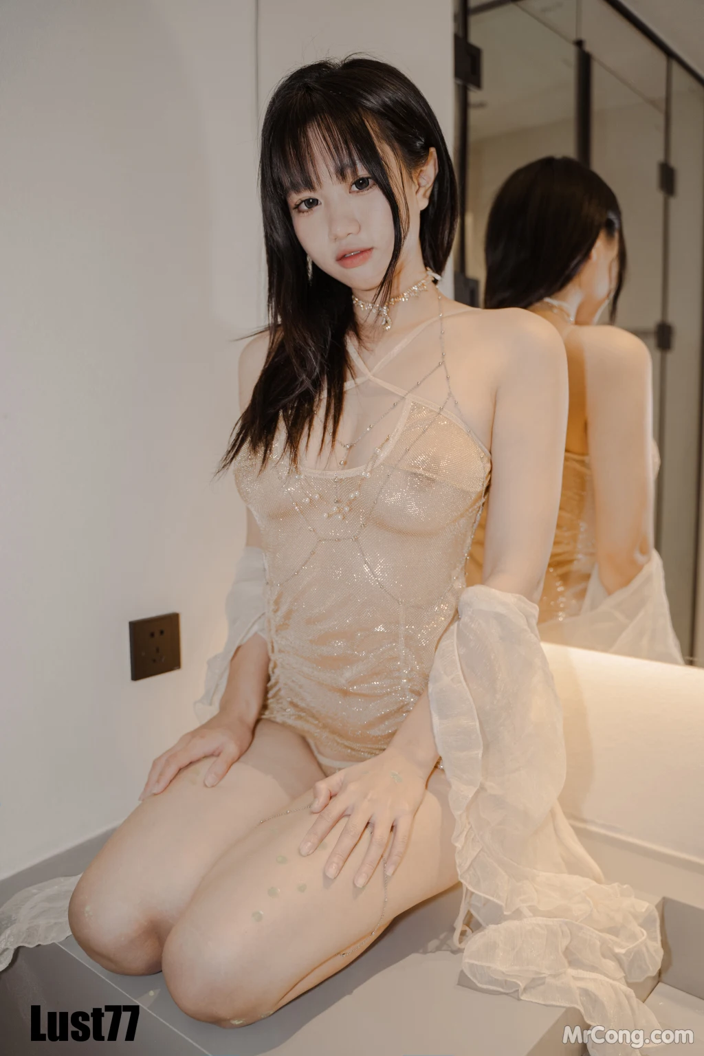Coser柒柒要乖哦 纸醉金迷 90 photos - 80