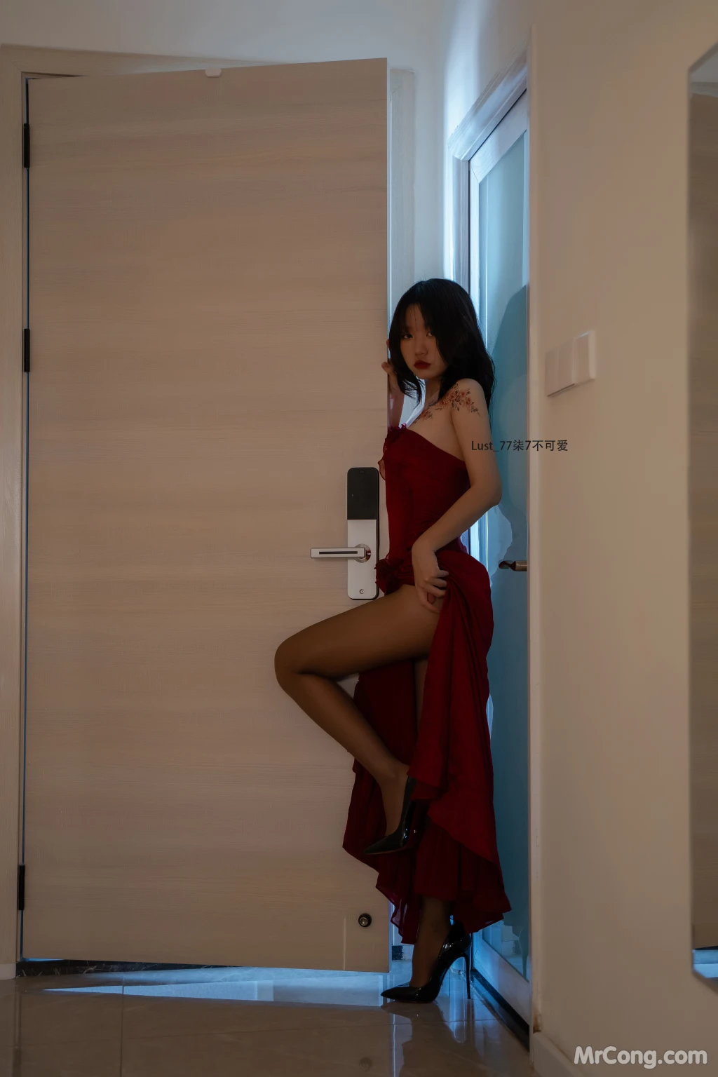 Coser柒柒要乖哦 迷情姐姐 155 photos - 33