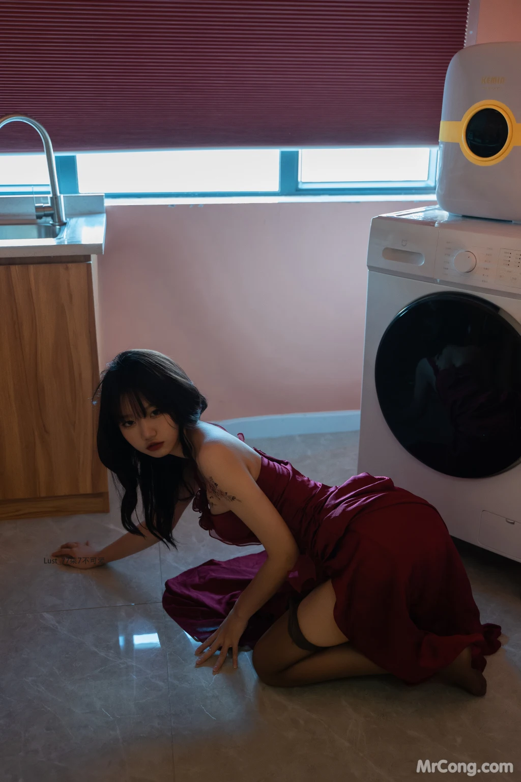 Coser柒柒要乖哦 迷情姐姐 155 photos - 108