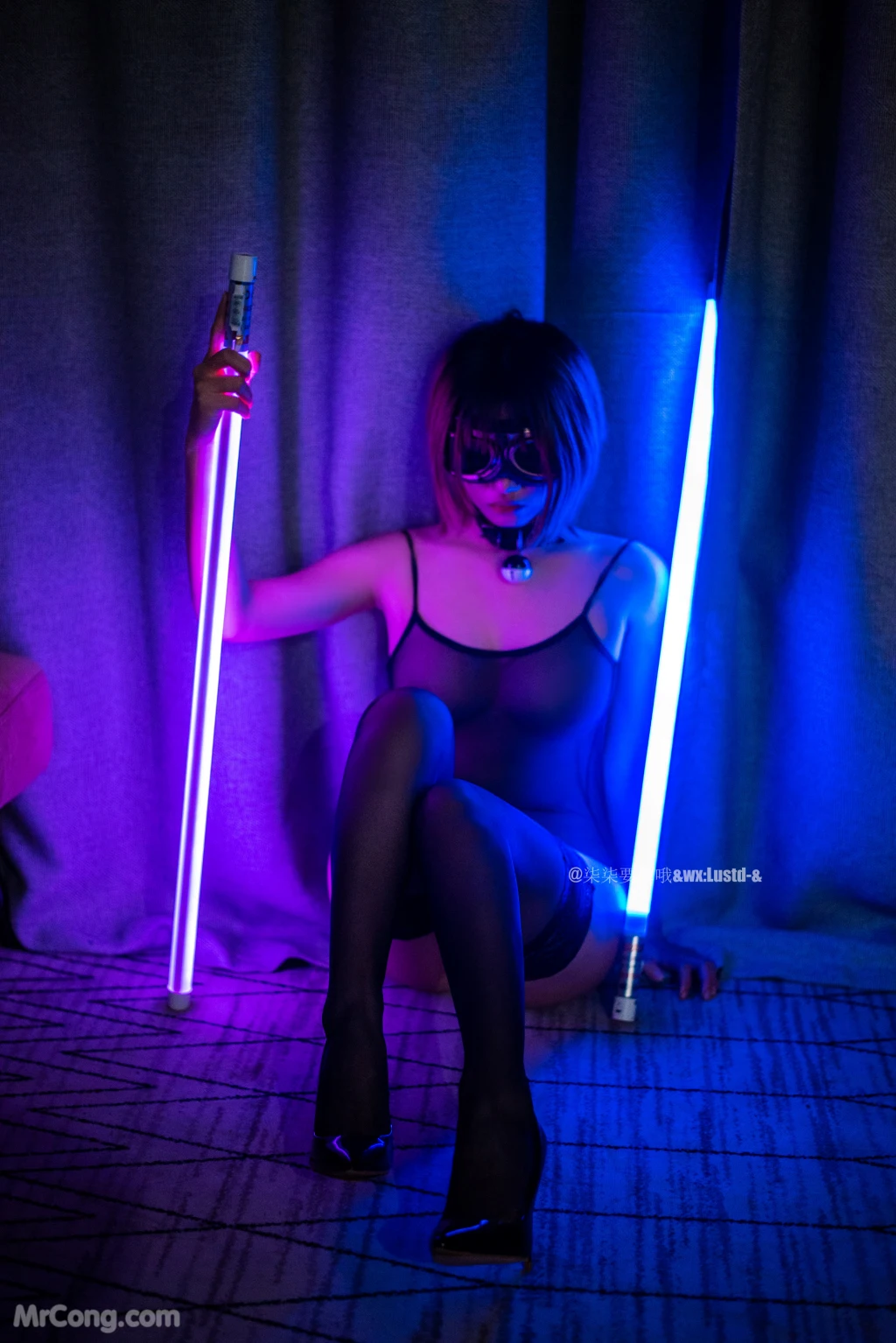 Coser柒柒要乖哦 透明死库水和白T 36 photos - 6