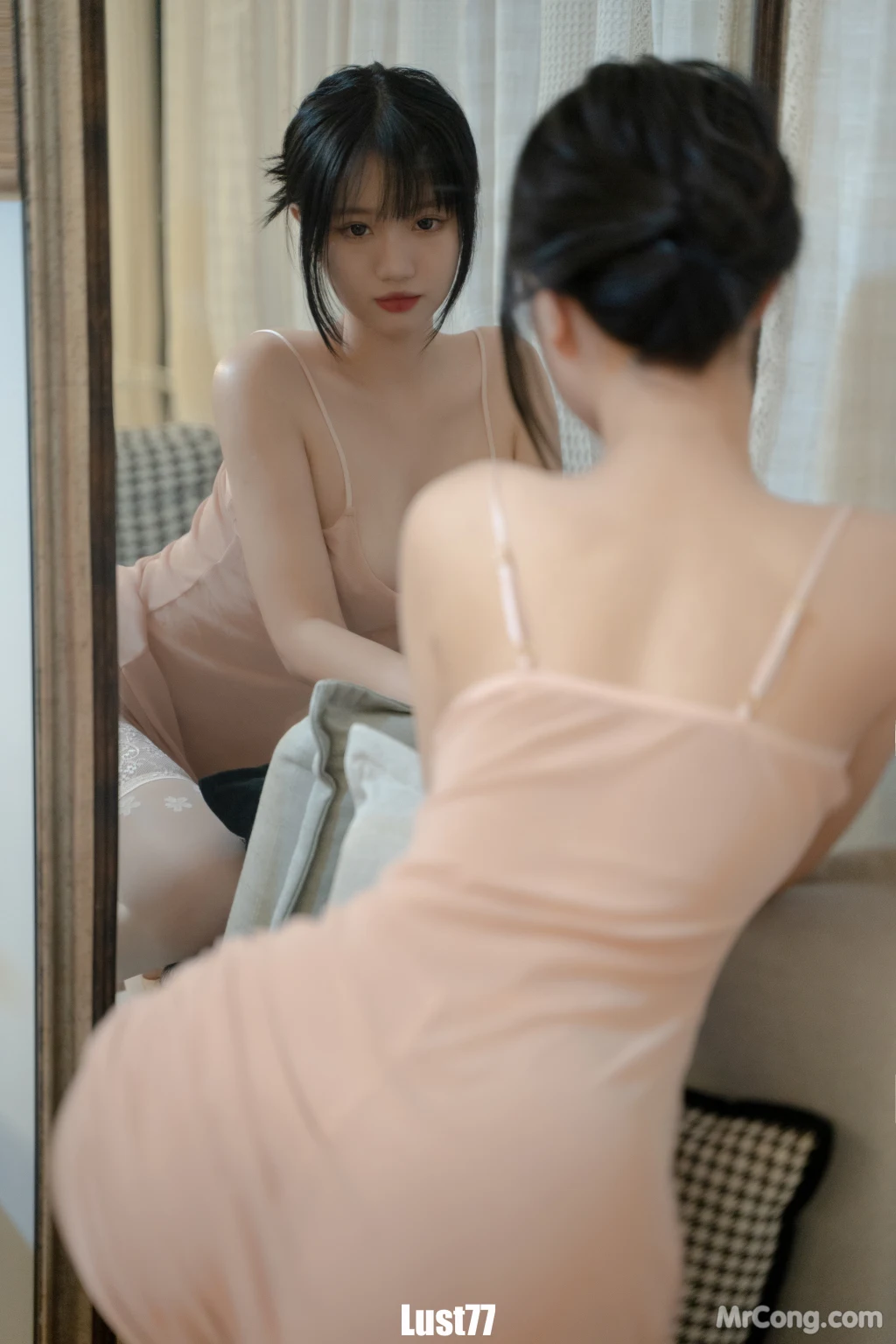 Coser柒柒要乖哦 雾纱裙 61 photos - 8