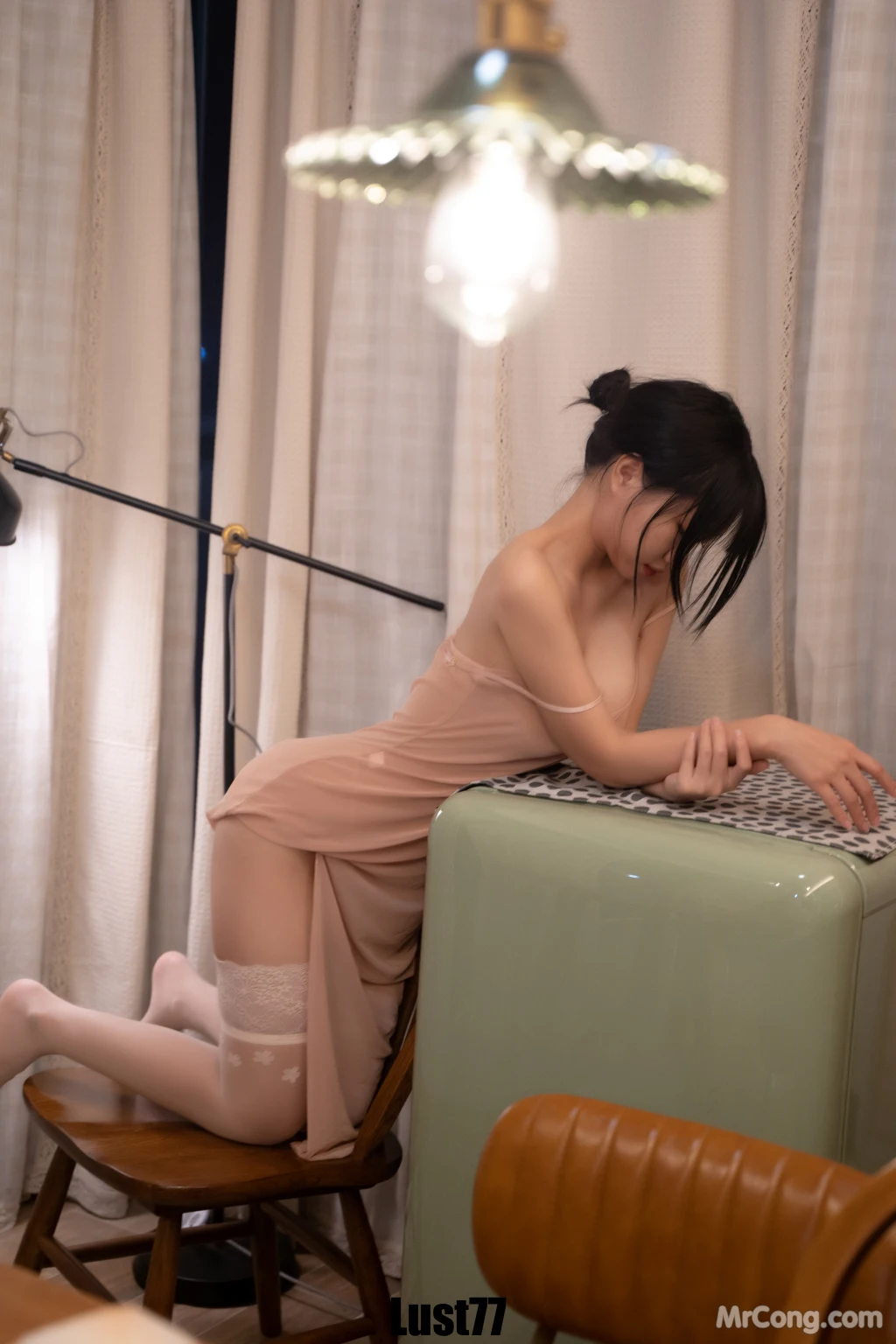 Coser柒柒要乖哦 雾纱裙 61 photos - 28