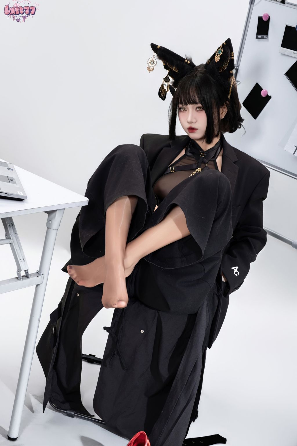 Coser柒柒要乖哦 黑阿努比斯 168 photos - 114