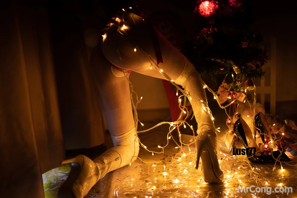 Coser柒柒要乖哦 No012 2021圣诞2 58 photos - 47