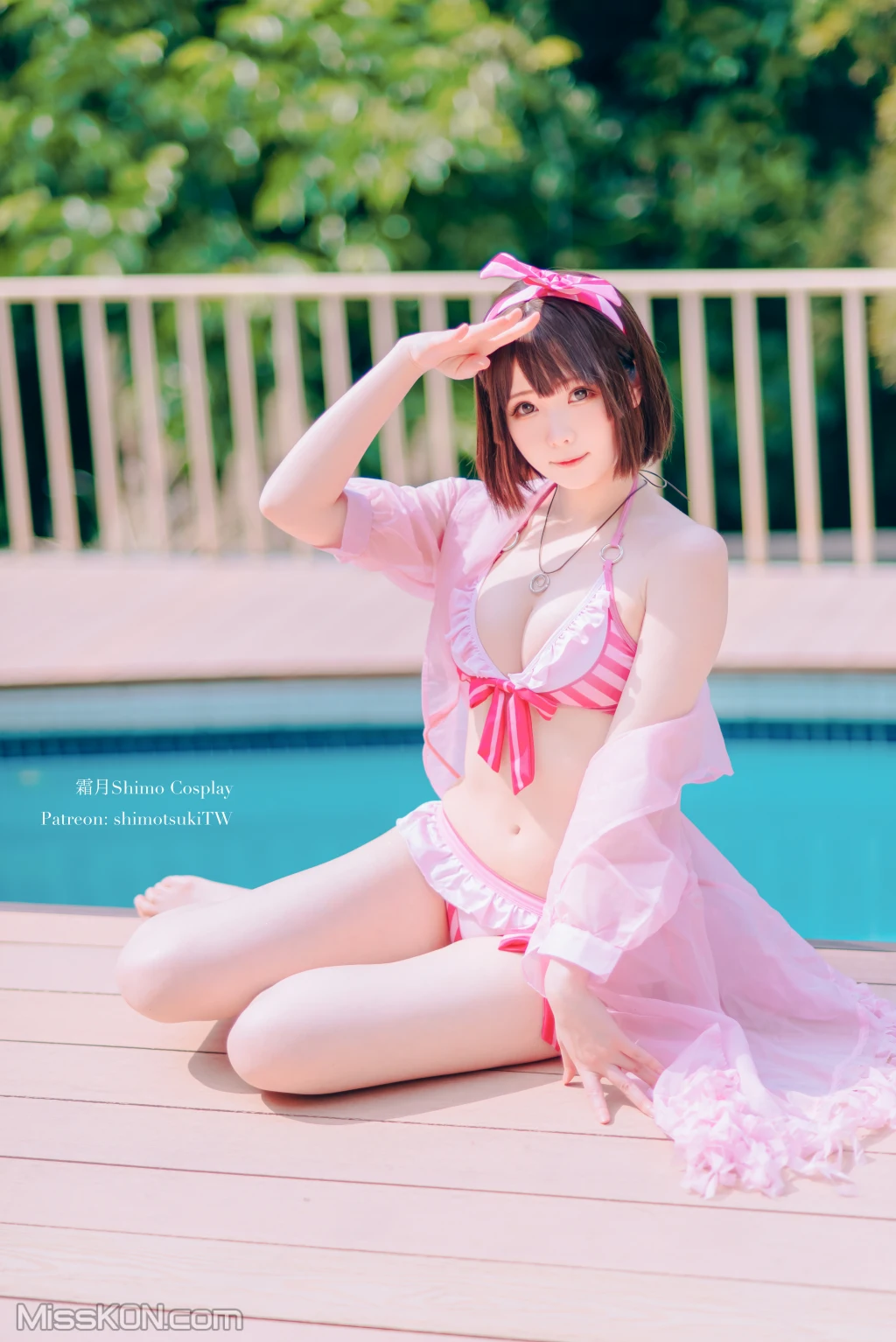 Coser霜月shimo 加藤惠泳衣 19 photos - 2