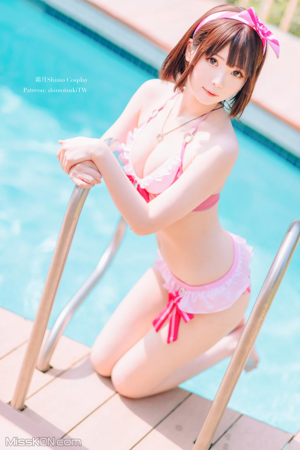 Coser霜月shimo 加藤惠泳衣 19 photos - 14