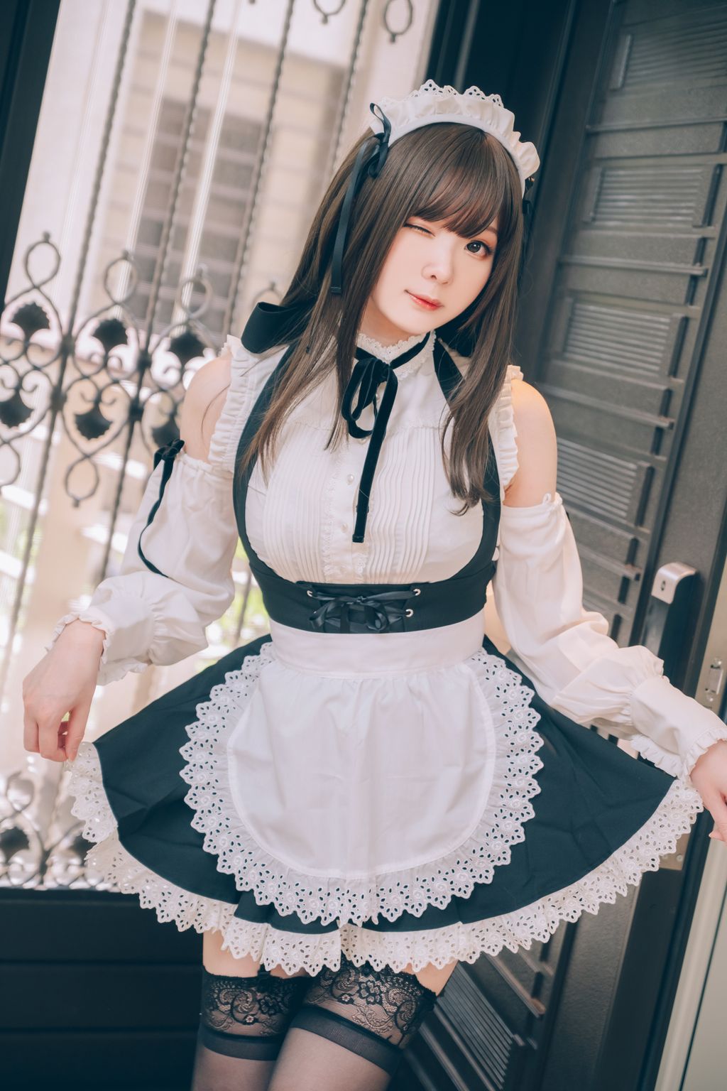 Coser霜月shimo 女仆图鉴2 115 photos - 8