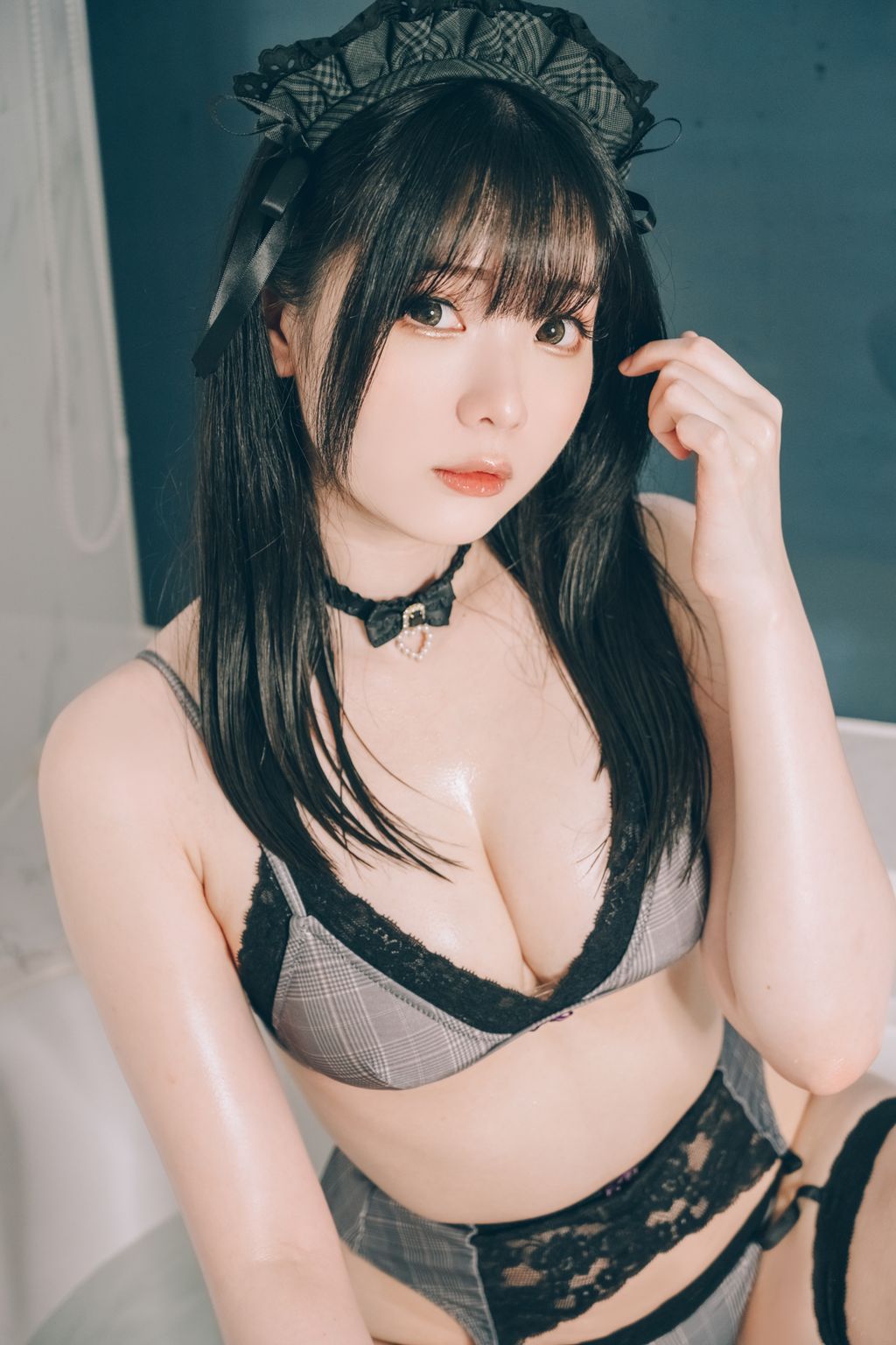 Coser霜月shimo 女仆图鉴2 115 photos - 101