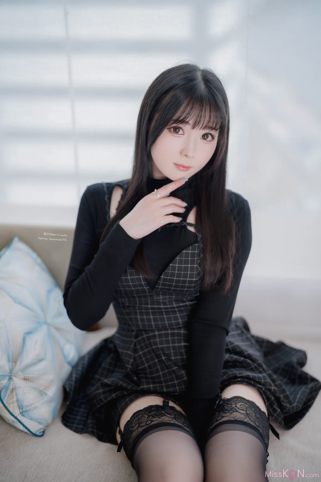 Coser霜月shimo 日本饭店黑私服 30 photos - 4