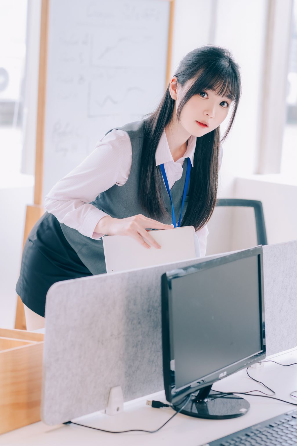 Coser霜月shimo 霜月的秘密辦公室 Shimo Secret Office 125 photos - 76