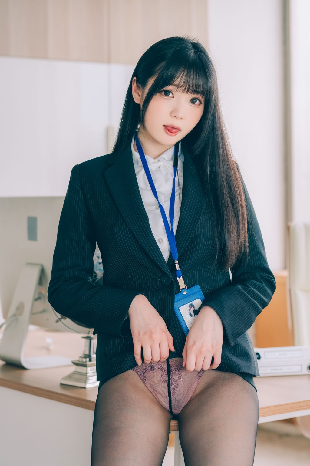 Coser霜月shimo 霜月的秘密辦公室 Shimo Secret Office 125 photos - 82