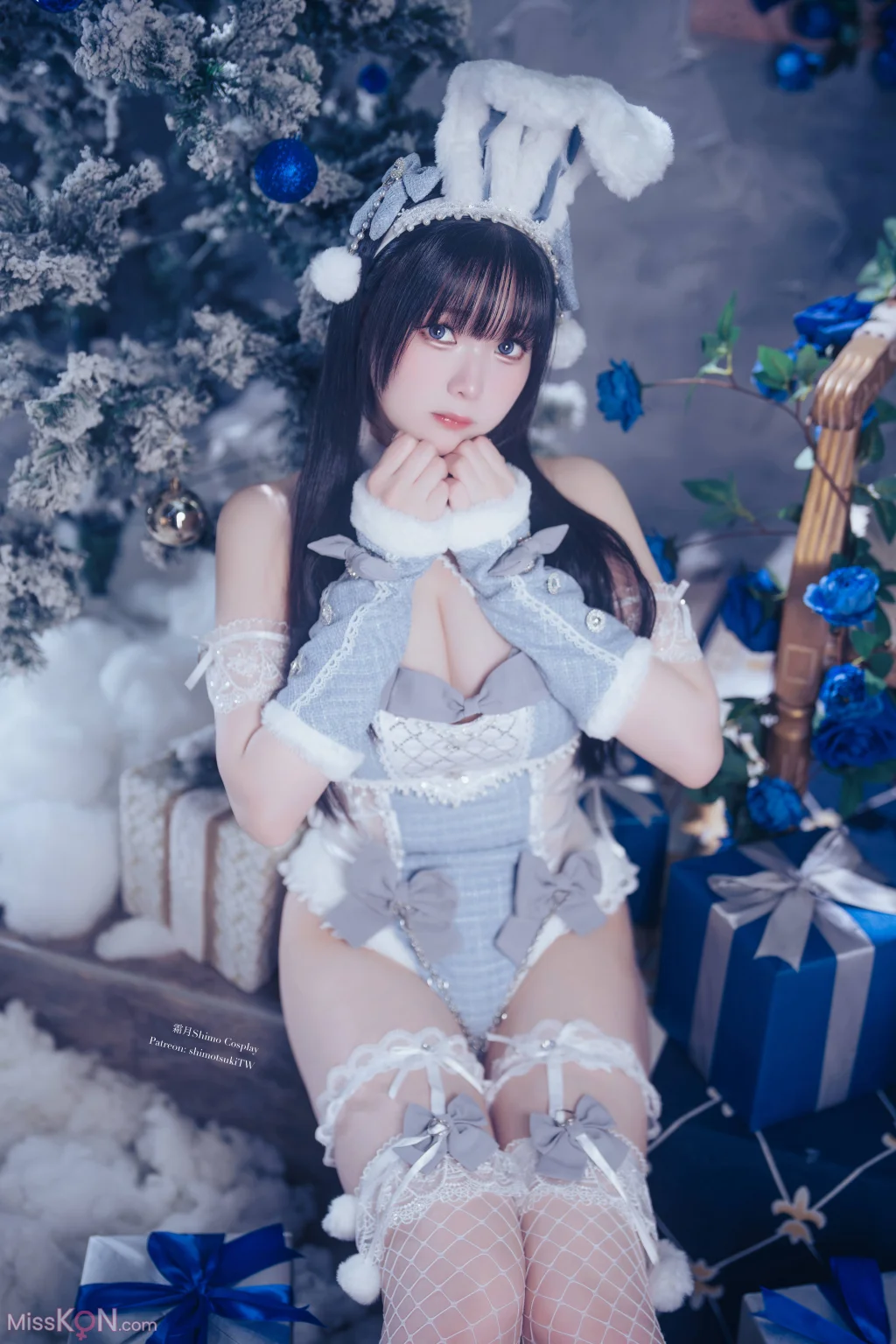 Coser霜月shimo 2025 Present 02 16 photos  3 videos - 3