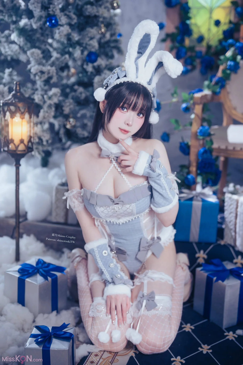 Coser霜月shimo 2025 Present 02 16 photos  3 videos - 4