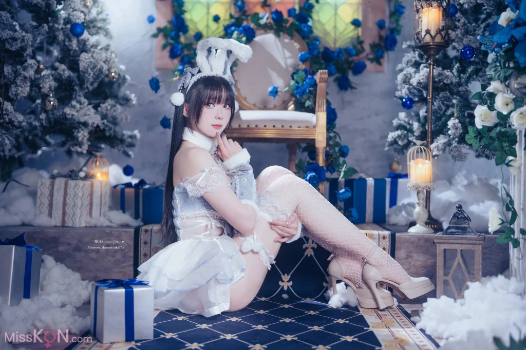 Coser霜月shimo 2025 Present 02 16 photos  3 videos - 13