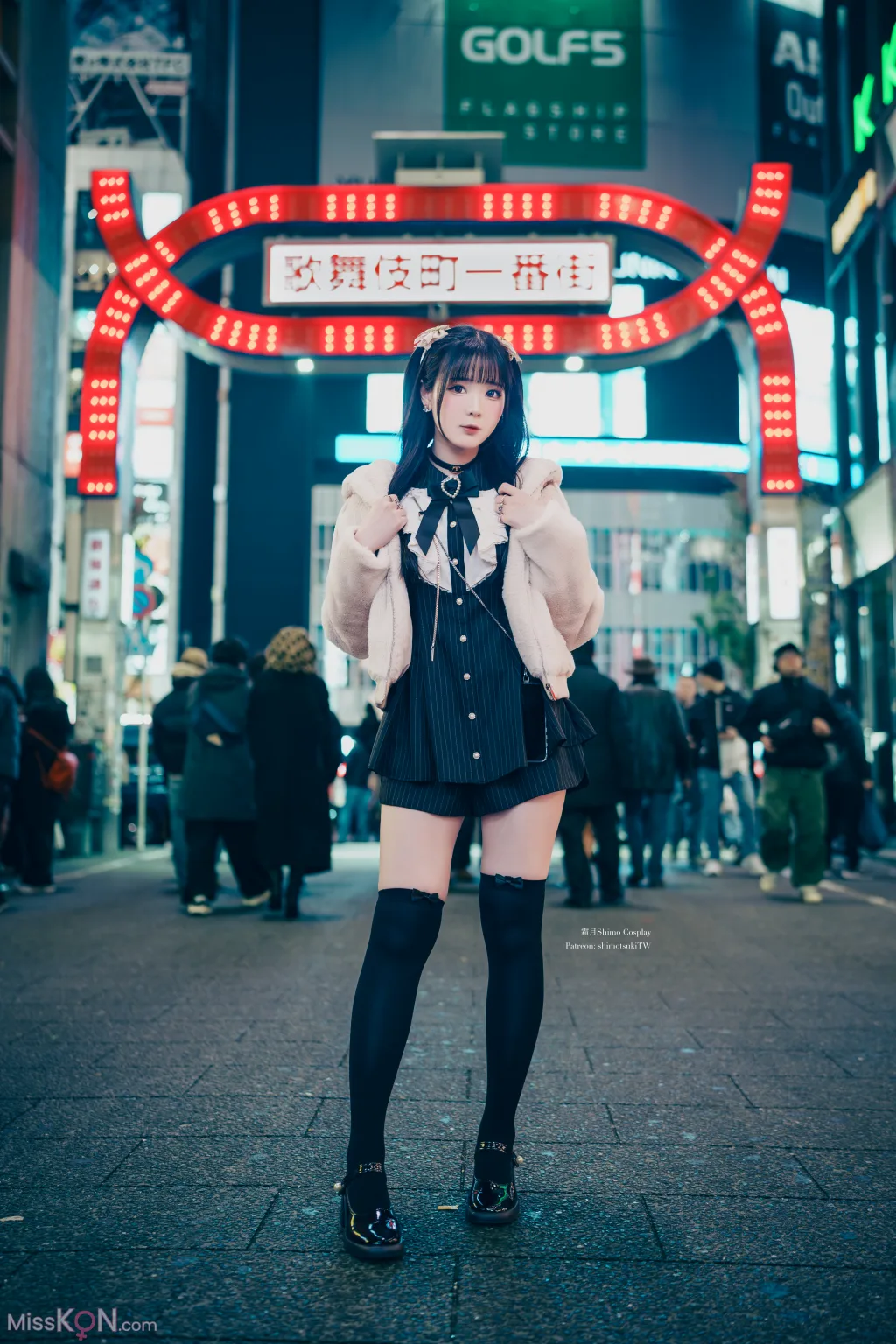 Coser霜月shimo 2025年01月Patreon订阅 76 photos - 38