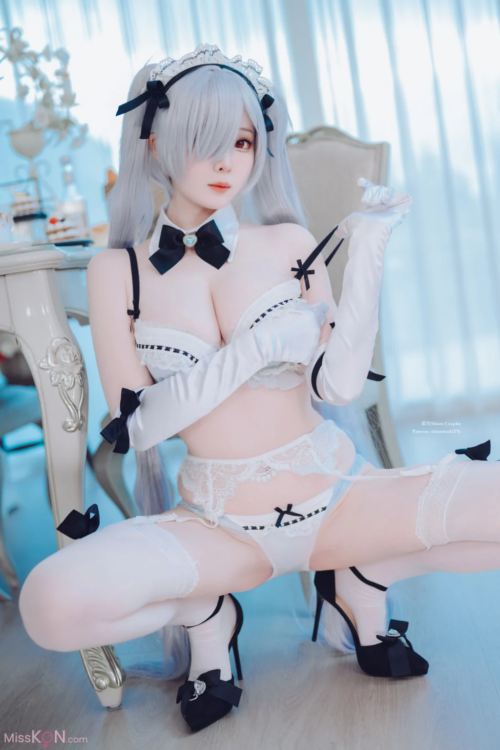 Coser霜月shimo Cinderella Maid NIKKE 灰姑娘女仆装 VOL2 33 photos - 19